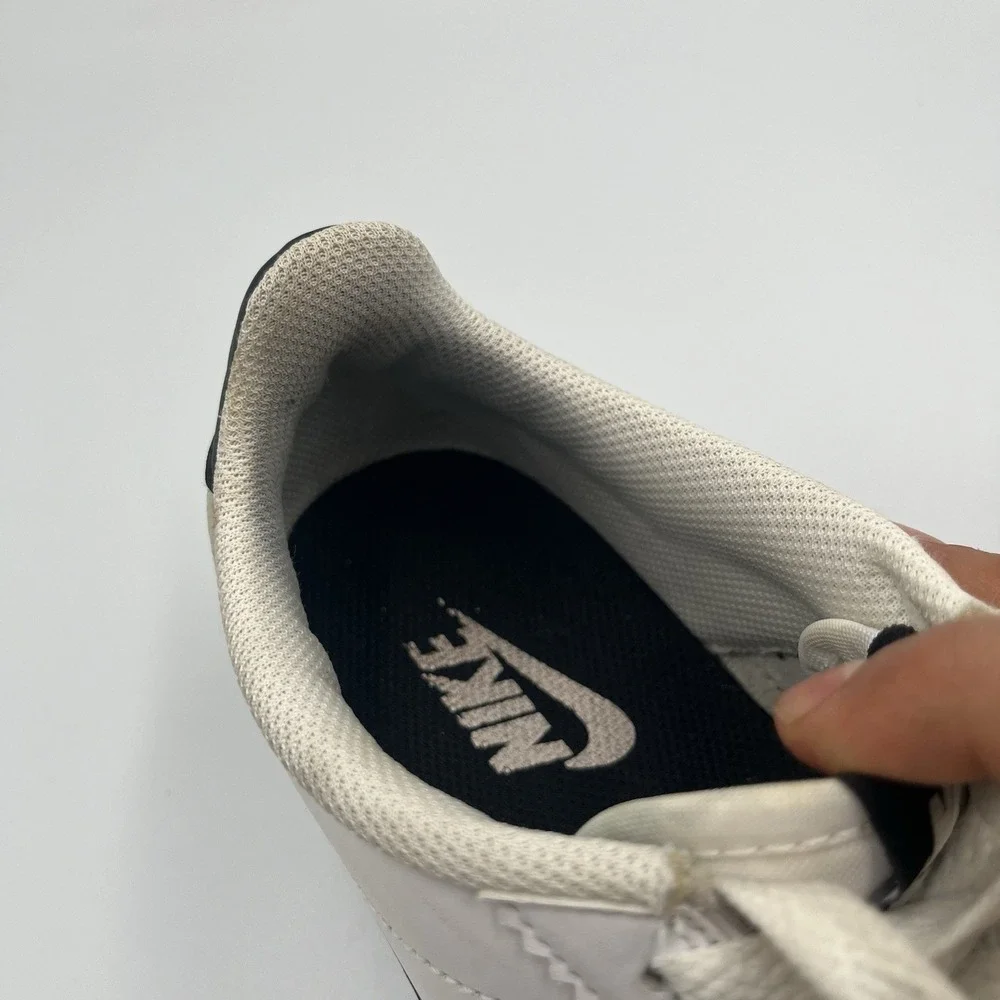 2018 Nike Cortez Retro Classic White Black Shoes Women's Sz 8.5 (807471-101)